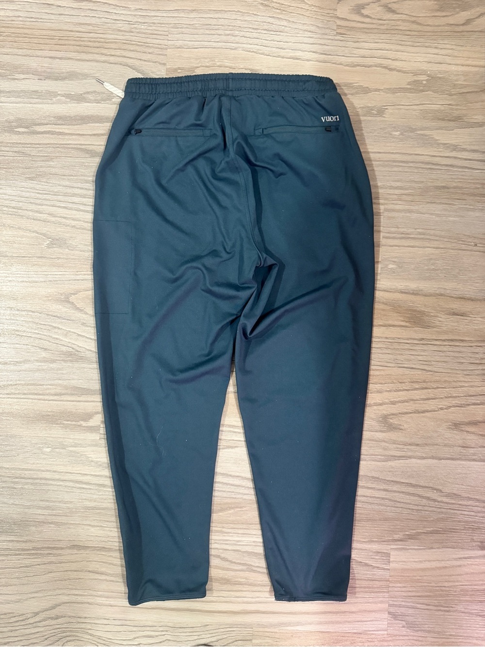 Navy Vuori Sunday Performance Jogger Men’s Size Medium - Picture 2 of 5